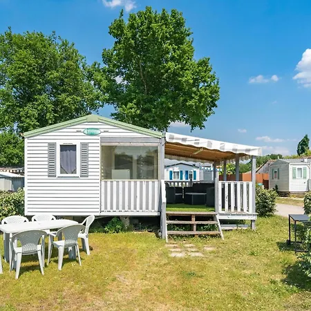 Nyaraló Mh 195 Les 3 Coups Aux Mathes Les Mathes