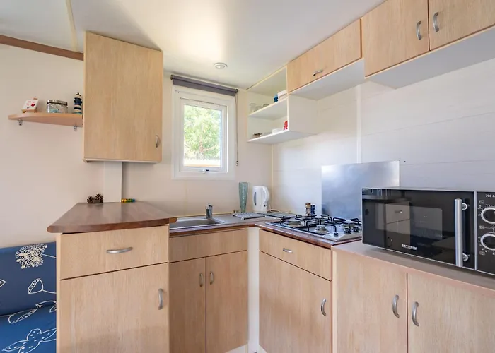 Mh 195 Les 3 Coups Aux Mathes Nyaraló