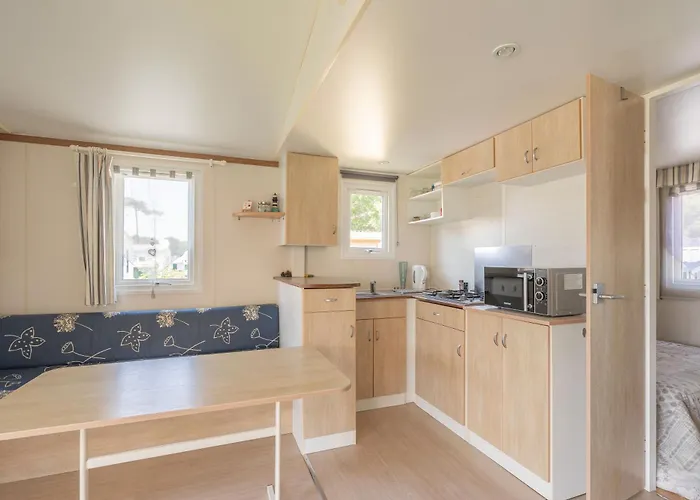 Mh 195 Les 3 Coups Aux Mathes Nyaraló