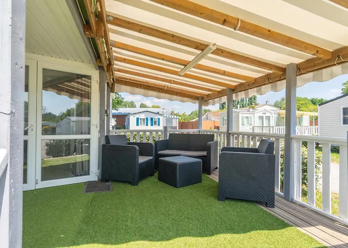 Mh 195 Les 3 Coups Aux Mathes * Les Mathes