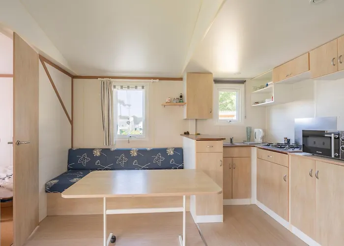 Mh 195 Les 3 Coups Aux Mathes Nyaraló *